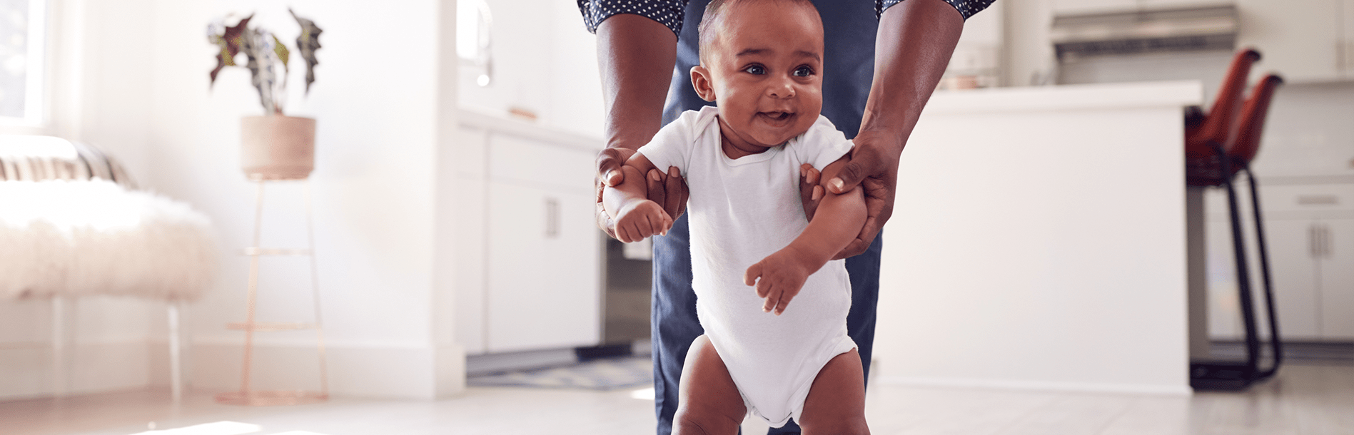 Como ajudar o bebê a andar?